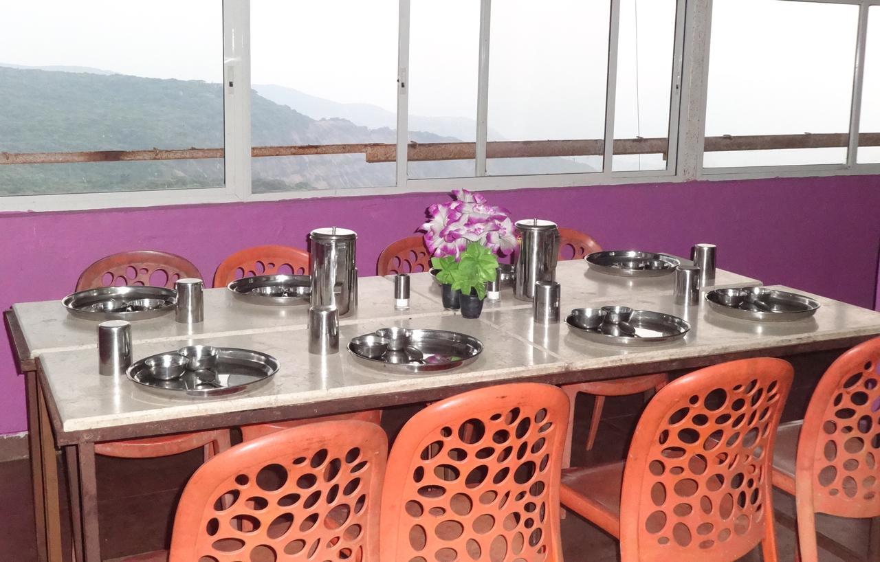 Maharaja Palace Hotel Mahabaleshwar Bagian luar foto